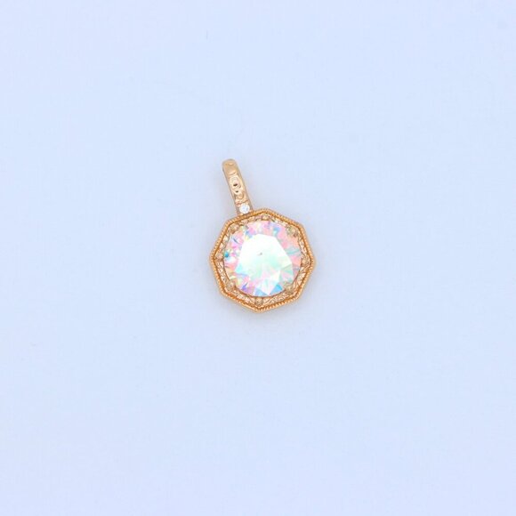 "Gold-Plated Iridescent Pendant – Radiant Glow, XPPT1392 - Picture 7 of 12